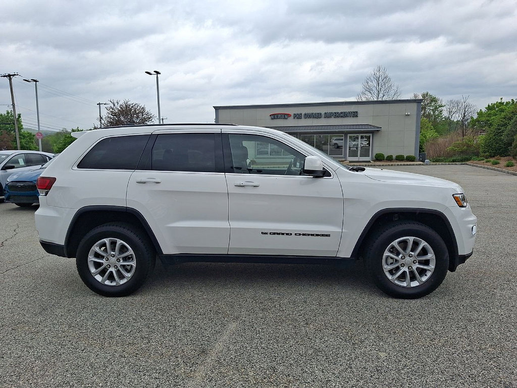 Used 2022 Jeep Grand Cherokee Laredo E AWD/4WD image 25