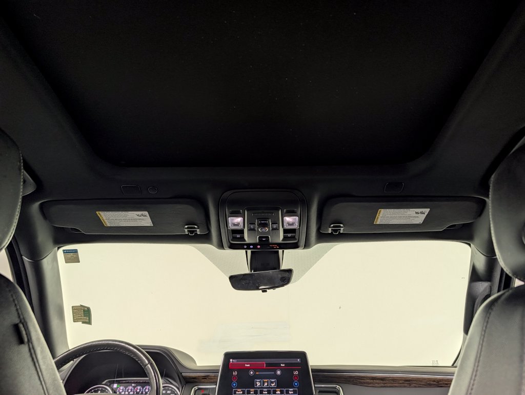 Used 2021 Chevrolet Tahoe Premier w/ Premium Package RWD image 13
