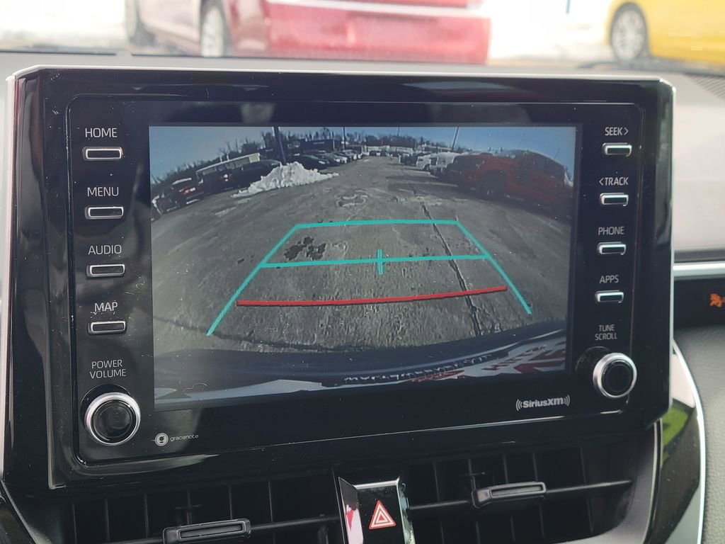 Used 2021 Toyota Corolla LE image 25