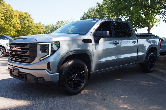 Used 2024 GMC Sierra 1500 Elevation AWD/4WD image 3