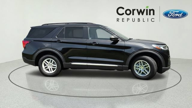 Certified 2025 Ford Explorer Active AWD/4WD image 7