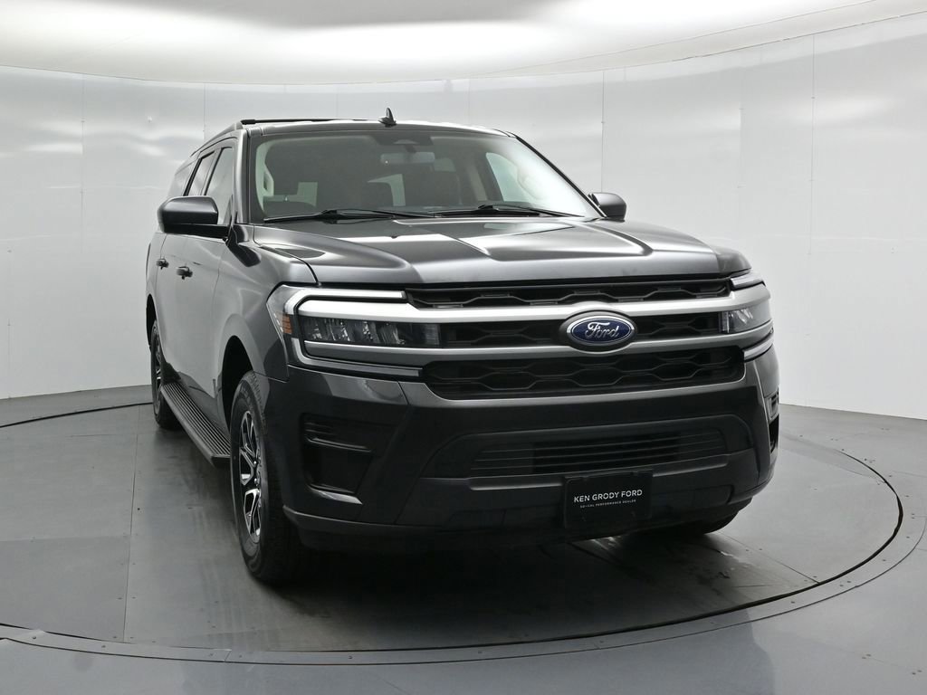 Certified 2024 Ford Expedition Max XLT image 6