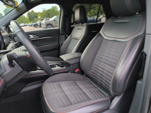Certified 2026 Ford Explorer ST-Line AWD/4WD image 33