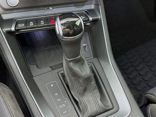 Used 2020 Audi Q3 2.0T Premium Plus w/ Premium Plus Package image 20