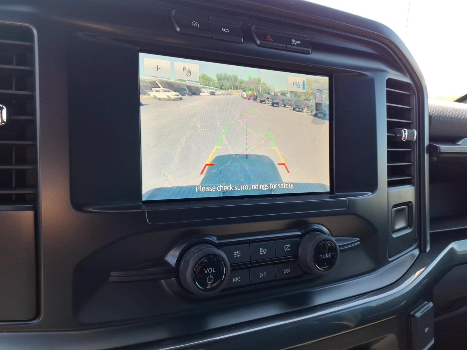 Certified 2021 Ford F150 XL w/ STX Appearance Package AWD/4WD image 18