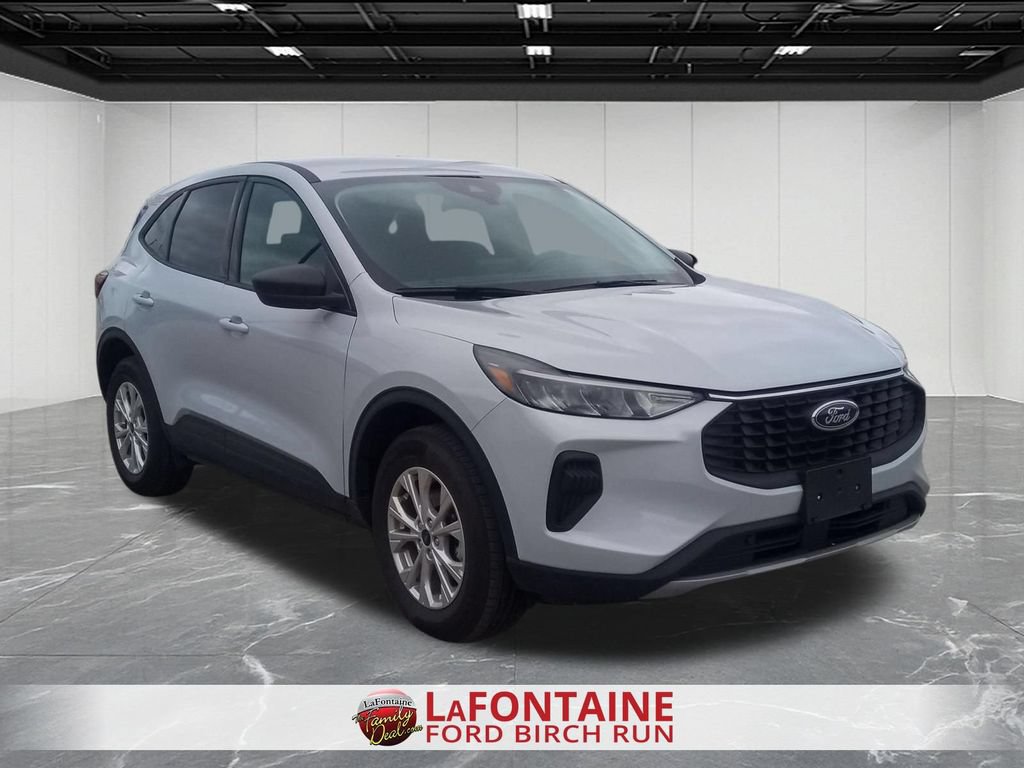 Certified 2025 Ford Escape Active AWD/4WD image 7