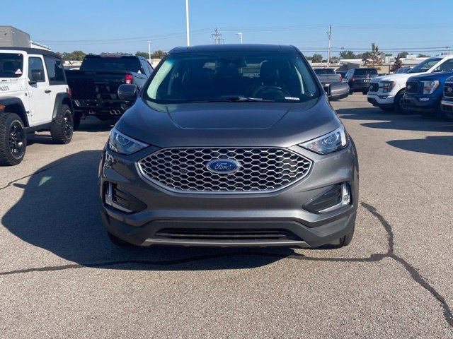 Certified 2024 Ford Edge SEL w/ Convenience Package AWD/4WD image 2