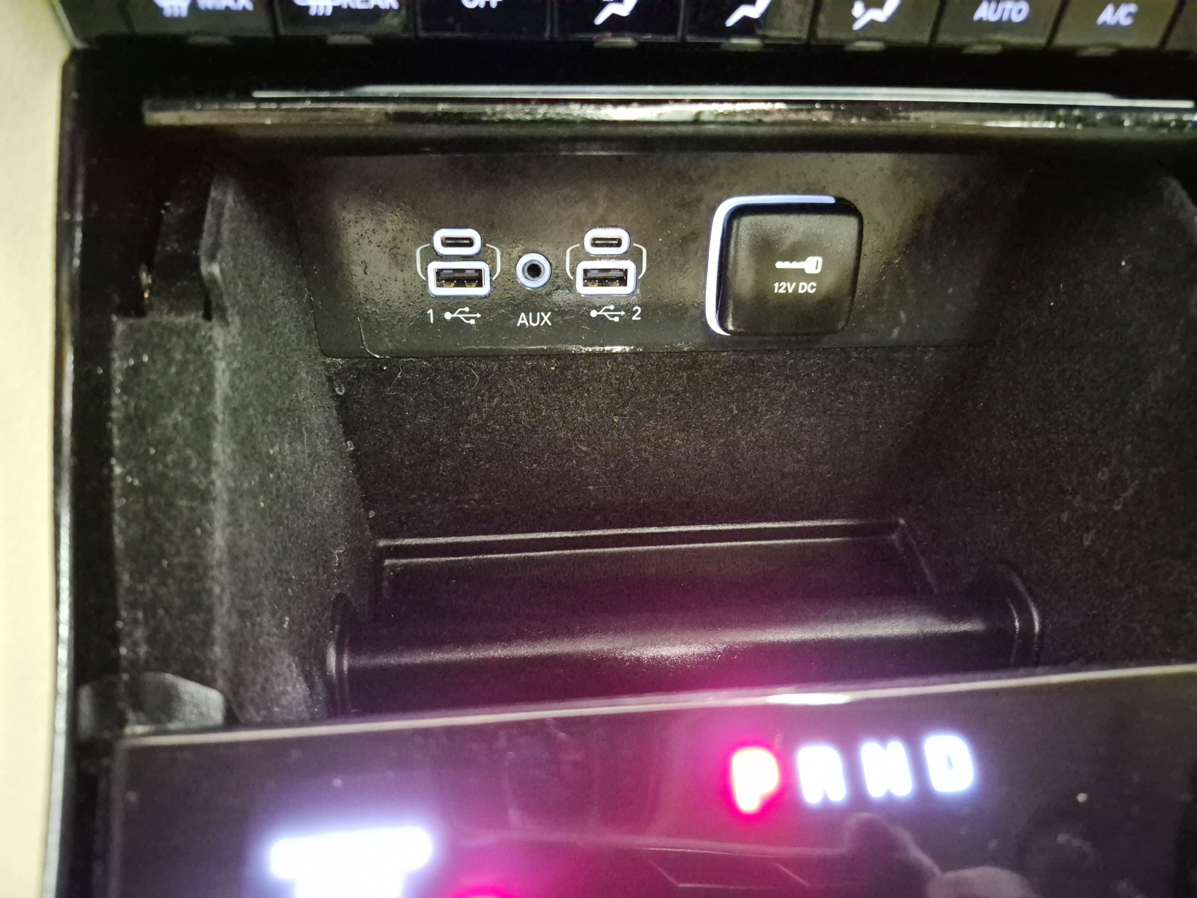 Used 2021 Jeep Grand Cherokee L Limited AWD/4WD image 30