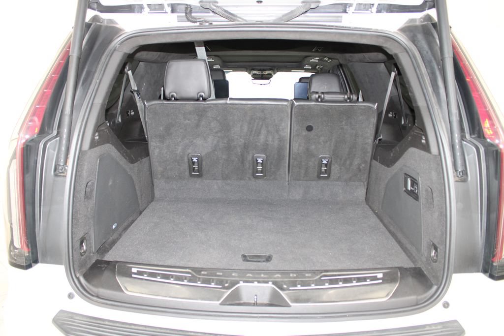 Used 2021 Cadillac Escalade ESV Sport Platinum AWD/4WD image 17