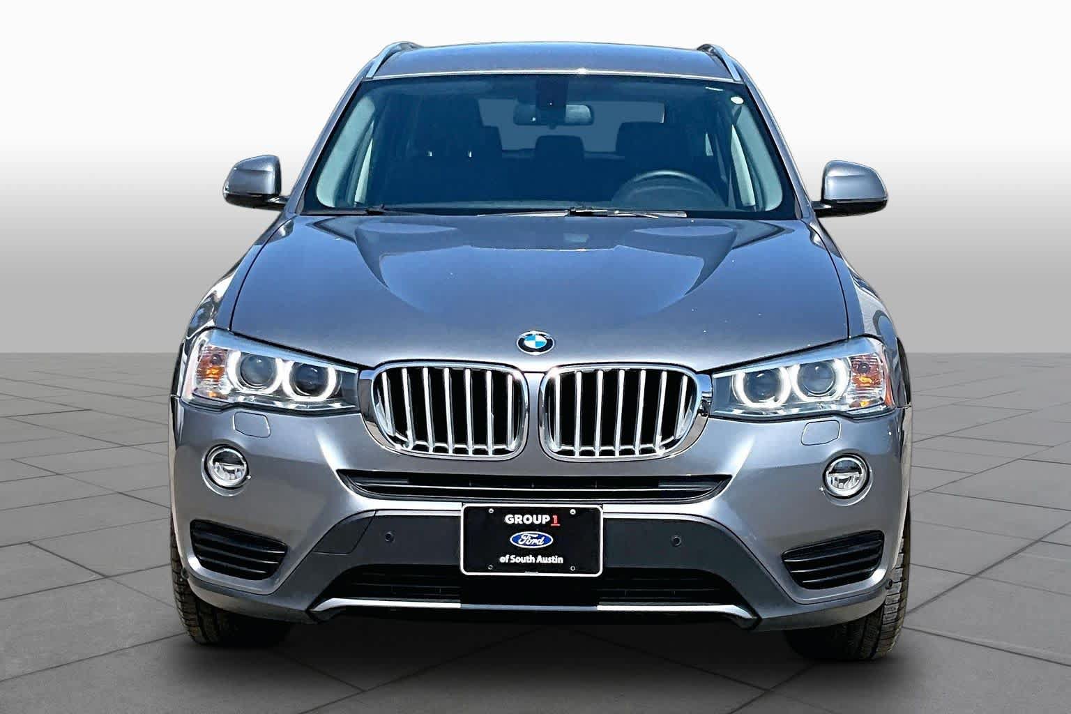 Used 2017 BMW X3 sDrive28i RWD image 3