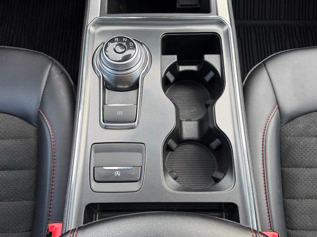 Certified 2024 Ford Edge ST-Line image 17