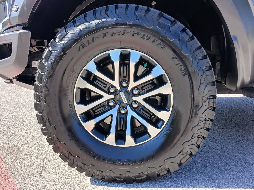 Certified 2020 Ford F150 Raptor w/ Equipment Group 802A Luxury AWD/4WD image 9