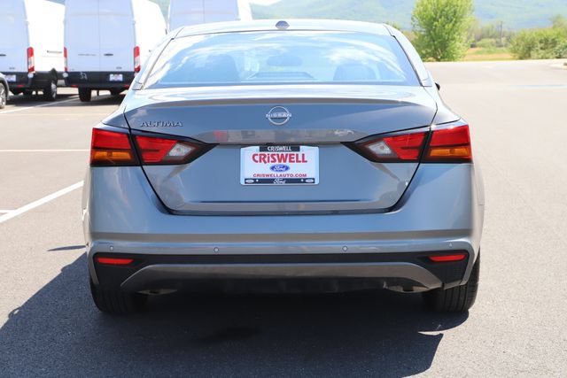 Used 2025 Nissan Altima 2.5 SV FWD image 5