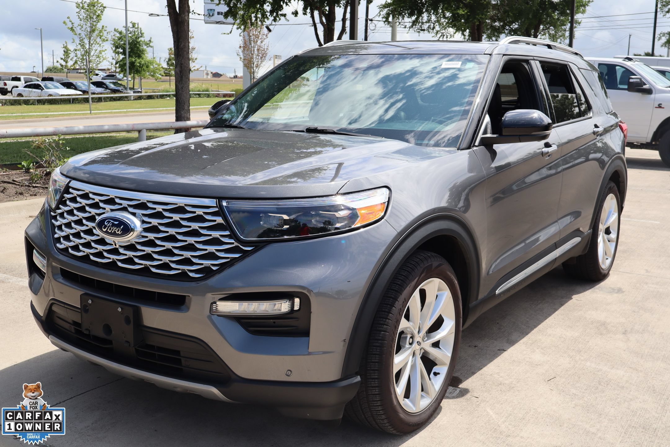 Certified 2022 Ford Explorer Platinum w/ Equipment Group 601A RWD image 8