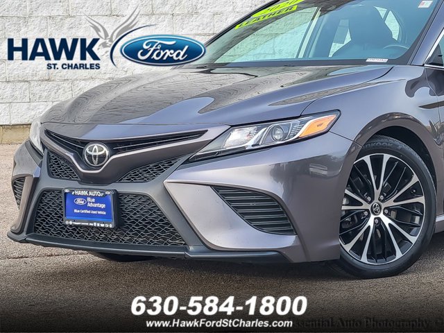 Used 2020 Toyota Camry SE image 2