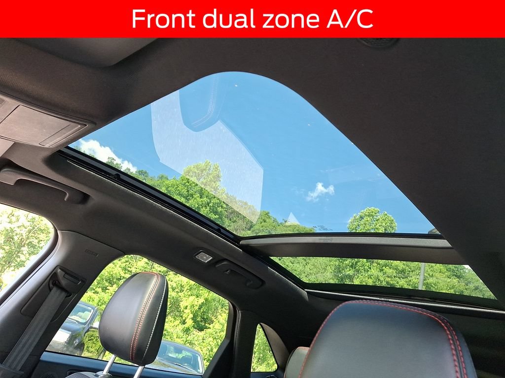 Certified 2023 Ford Escape ST-Line Select AWD/4WD image 14