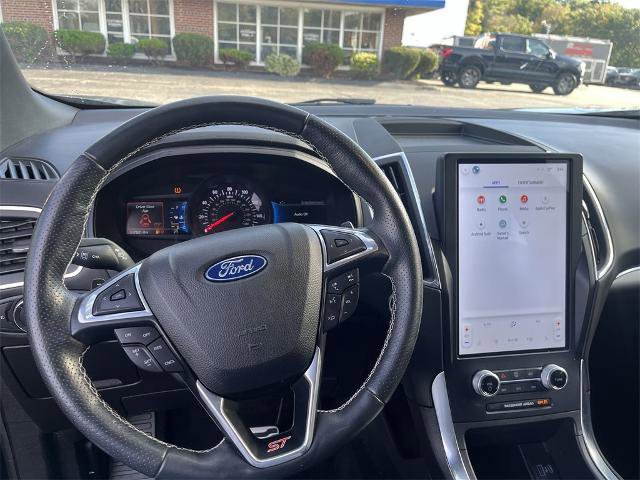 Certified 2022 Ford Edge ST image 15