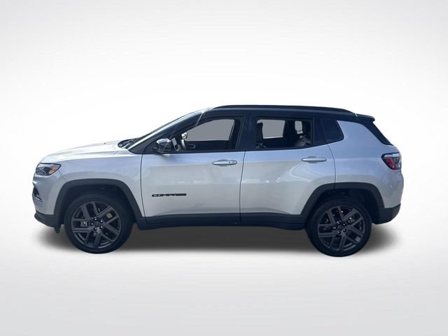 Used 2026 Jeep Compass Limited AWD/4WD image 2