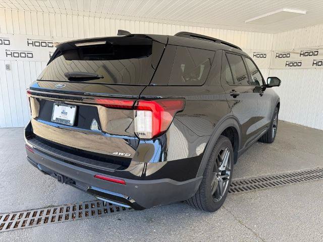 Certified 2025 Ford Explorer ST-Line w/ ST-Line Street Pack AWD/4WD image 21
