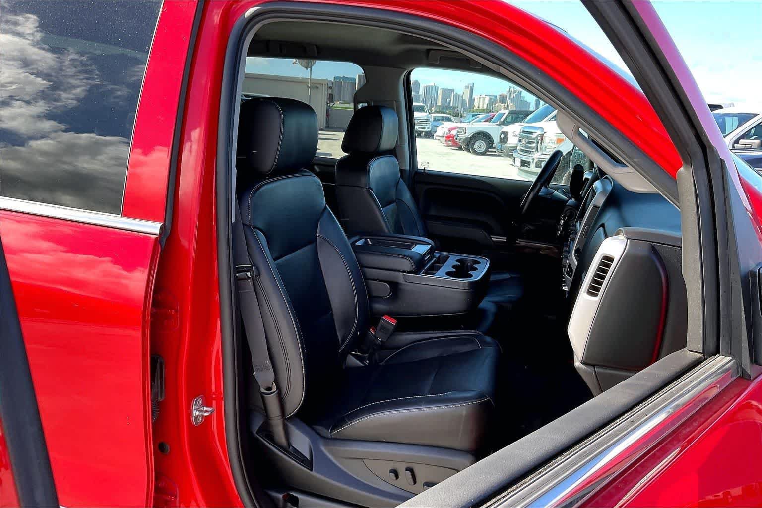 Used 2018 GMC Sierra 1500 SLT w/ SLT Premium Package AWD/4WD image 13