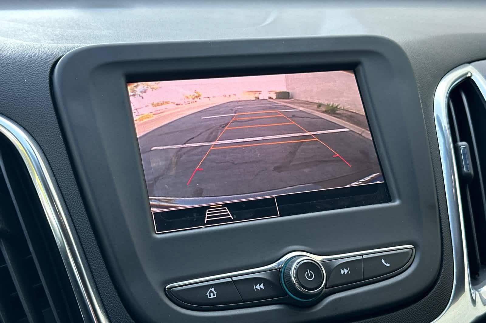 Used 2024 Chevrolet Equinox LT FWD image 20