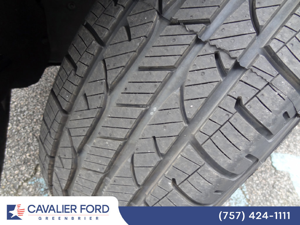 Used 2023 Toyota Highlander XLE FWD image 39
