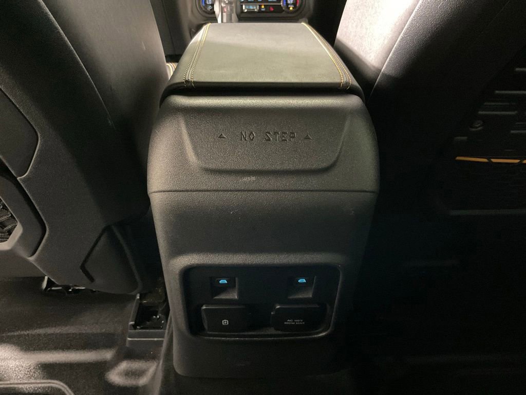 Certified 2024 Ford Bronco Badlands image 17