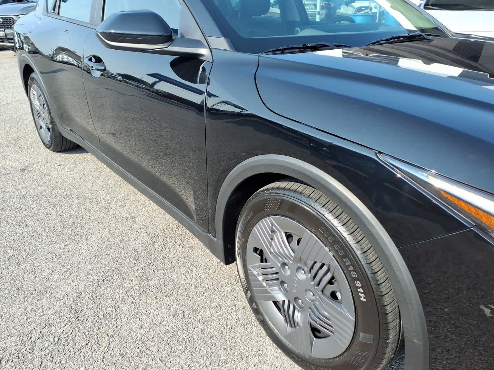 Used 2025 Kia K4 FWD image 19