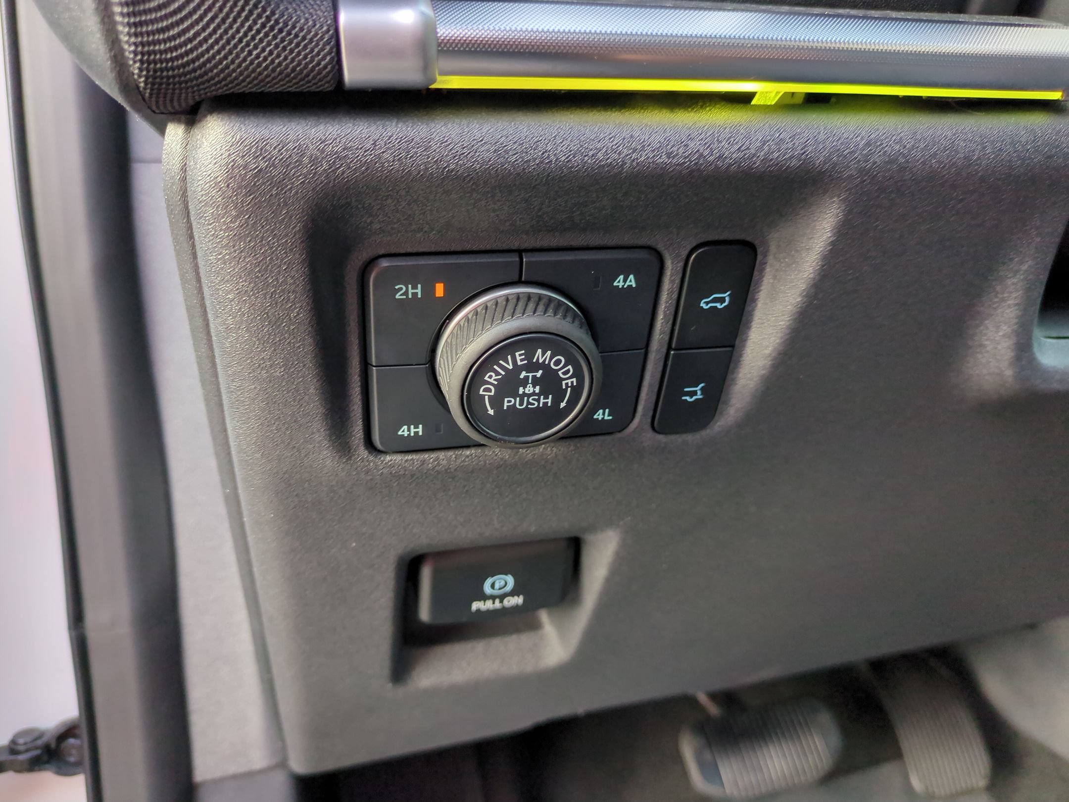 Certified 2025 Ford Expedition Tremor AWD/4WD image 18