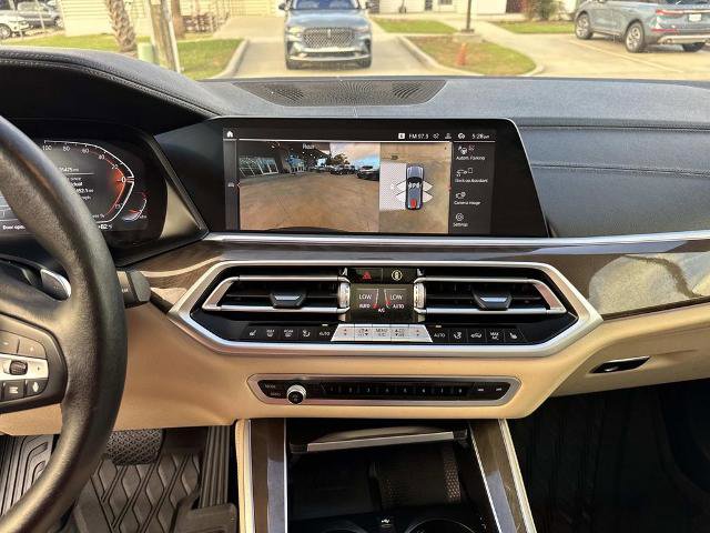 Used 2022 BMW X5 sDrive40i w/ Parking Assistance Package image 28