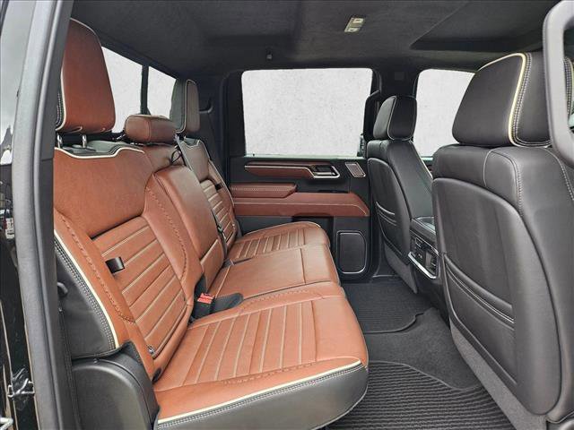 Used 2025 GMC Sierra 2500 Denali Ultimate image 23