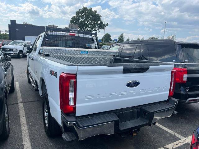 Certified 2025 Ford F250 XL w/ XL Chrome Package AWD/4WD image 3