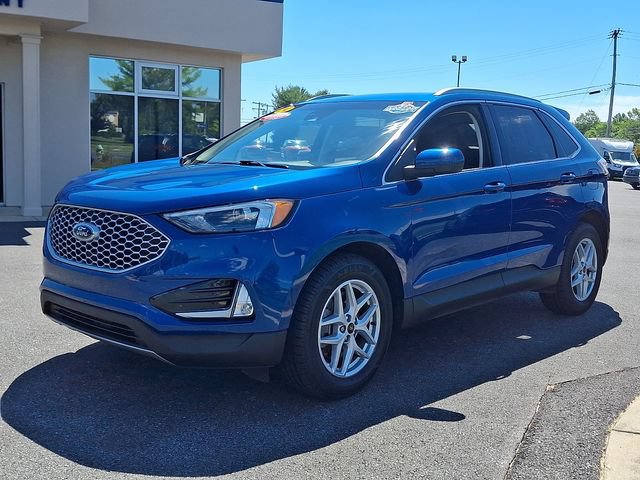 Certified 2024 Ford Edge SEL w/ Convenience Package AWD/4WD image 3