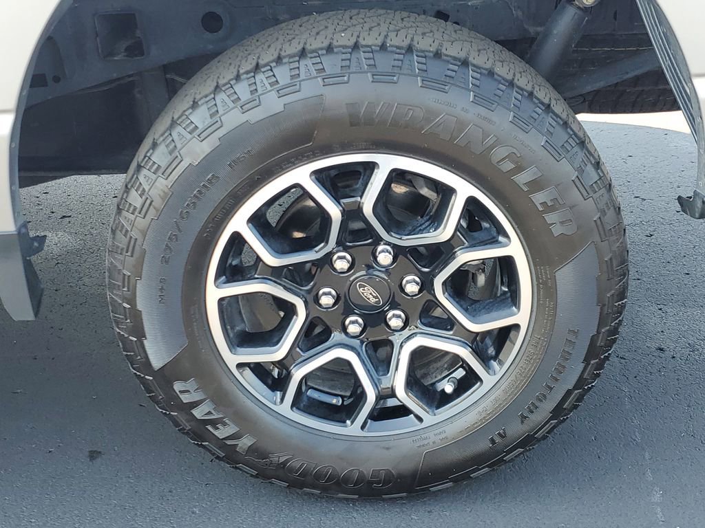 Certified 2022 Ford F150 XLT w/ Equipment Group 302A High image 5