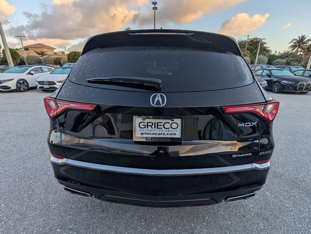 Used 2024 Acura MDX SH-AWD image 2