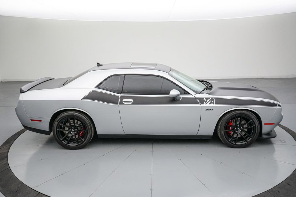 Used 2022 Dodge Challenger R/T Scat Pack w/ T/A Package RWD image 4