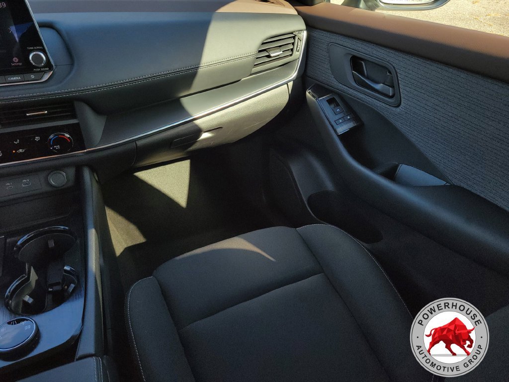 Used 2023 Nissan Rogue S AWD/4WD image 20