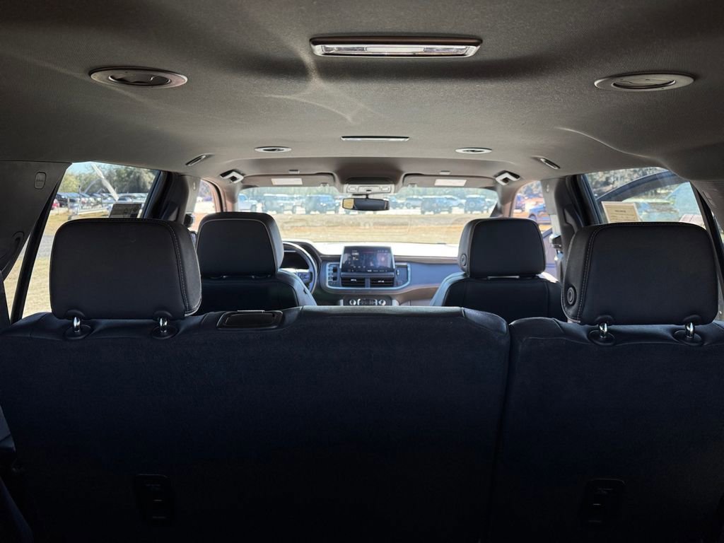 Used 2023 GMC Yukon SLT image 27