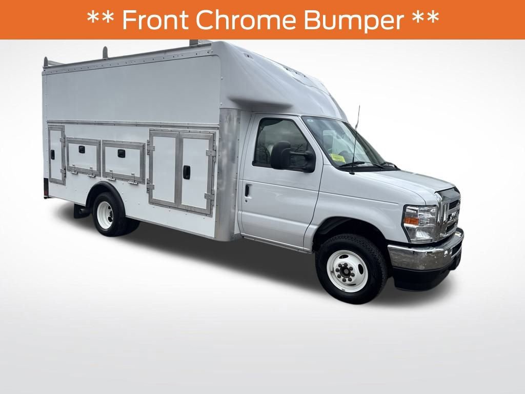 Certified 2025 Ford E-450 and Econoline 450 Super Duty w/ Power Equipment Group image 7