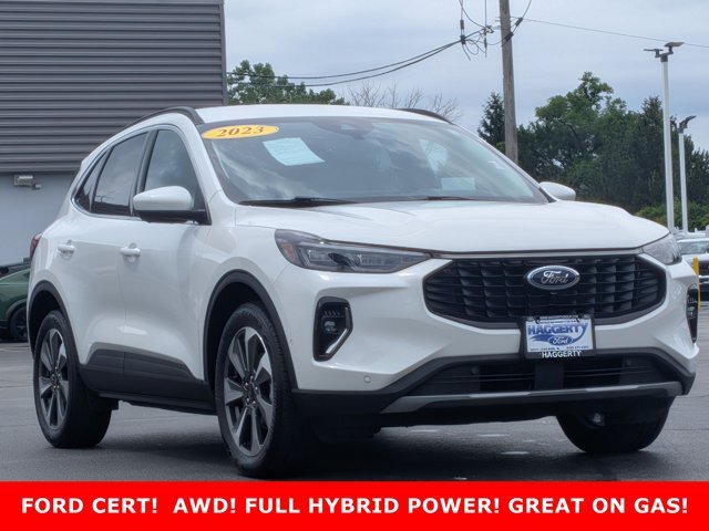 Certified 2023 Ford Escape Platinum w/ Premium Technology Package AWD/4WD image 3