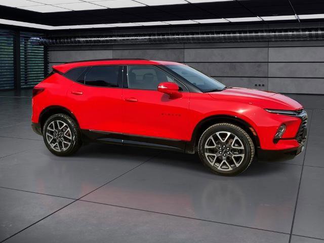 Used 2023 Chevrolet Blazer RS w/ Enhanced Convenience Package image 8