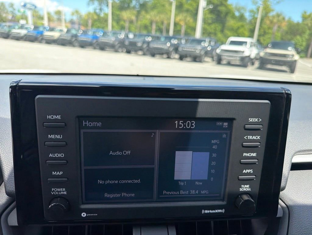 Used 2021 Toyota RAV4 XLE w/ Convenience Package FWD image 24