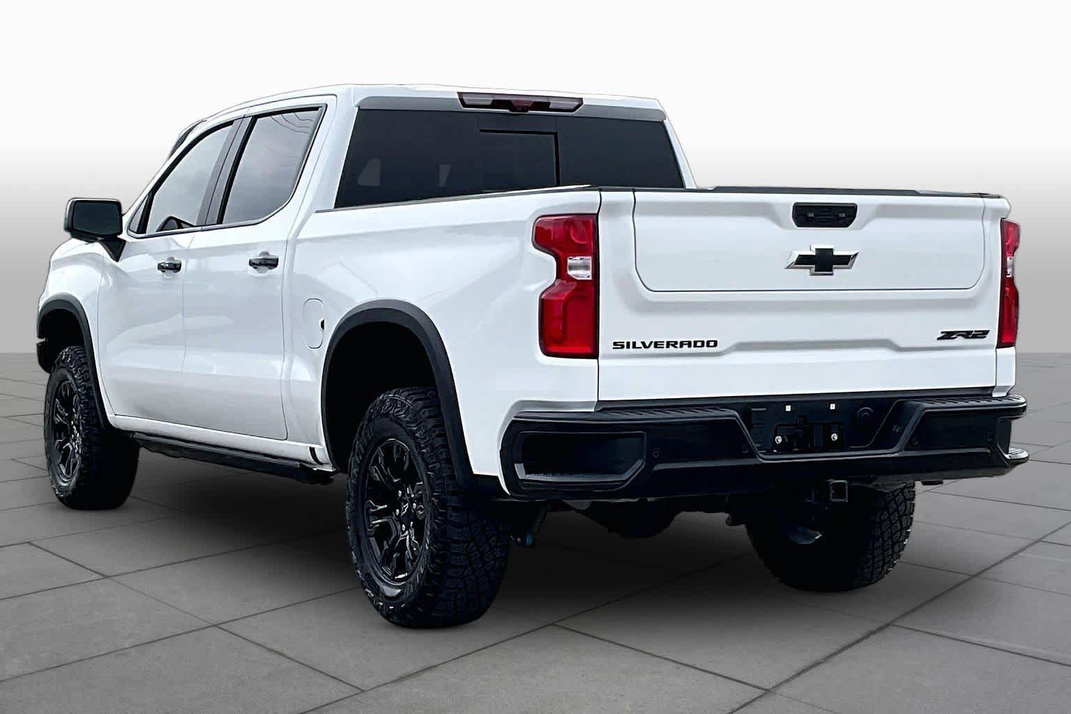 Used 2026 Chevrolet Silverado 1500 ZR2 w/ Dark Appearance Package AWD/4WD image 12