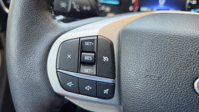 Certified 2024 Ford Explorer XLT w/ Equipment Group 202A AWD/4WD image 22