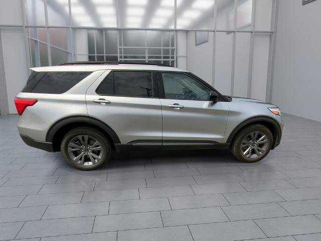 Certified 2023 Ford Explorer XLT w/ Equipment Group 202A AWD/4WD image 9