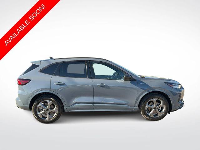 Certified 2023 Ford Escape ST-Line w/ Tech Pack #1 AWD/4WD image 9