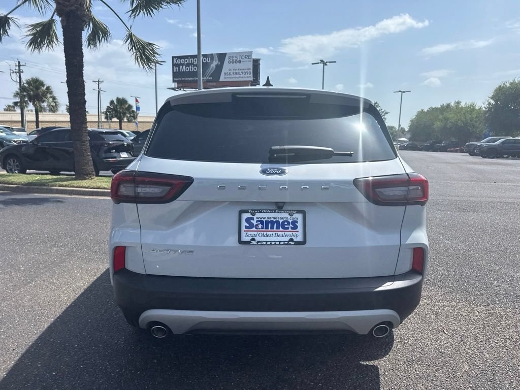 Certified 2026 Ford Escape Active FWD image 4