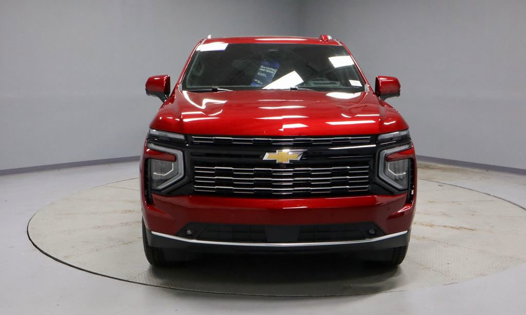 Used 2025 Chevrolet Suburban High Country w/ Sun And Tow Package AWD/4WD image 6