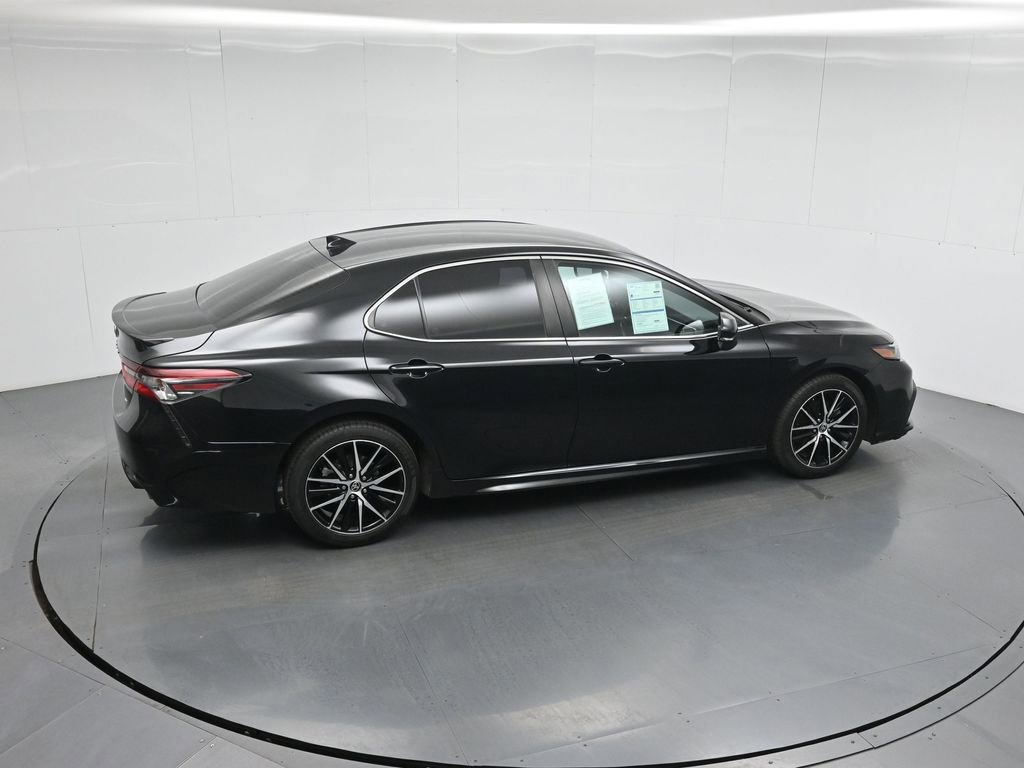 Used 2022 Toyota Camry SE image 39