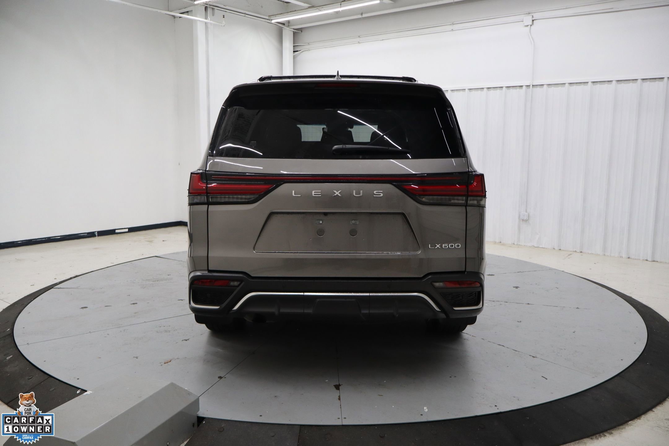 Used 2024 Lexus LX 600 F Sport AWD/4WD image 6